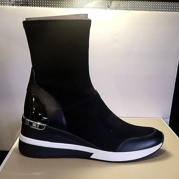Michael Kors Suede/Leather Booties/Sneakers NIB - Picture 1 of 16